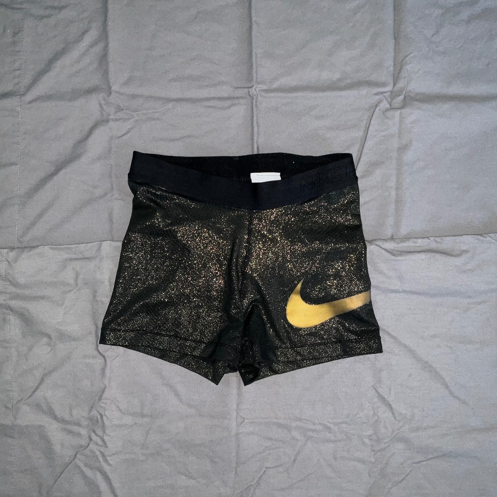 3” Metallic Nike Pros